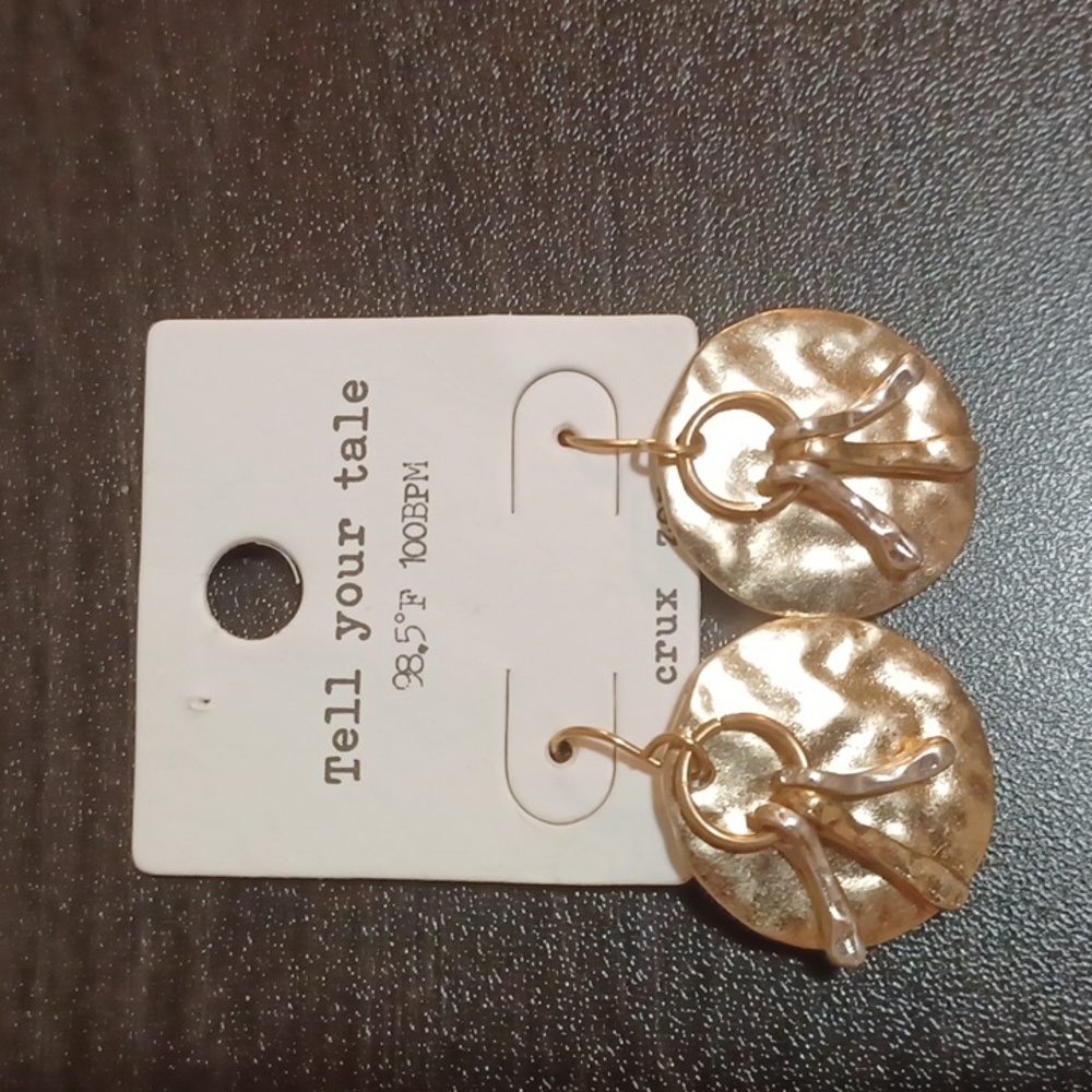Stunning Gold Textured Earrings